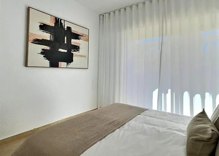 Two Bedroom Moments From The Cristo Lägenhet *